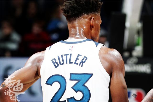 周琦21+8胡明轩20分广东大胜山东 高诗岩15分